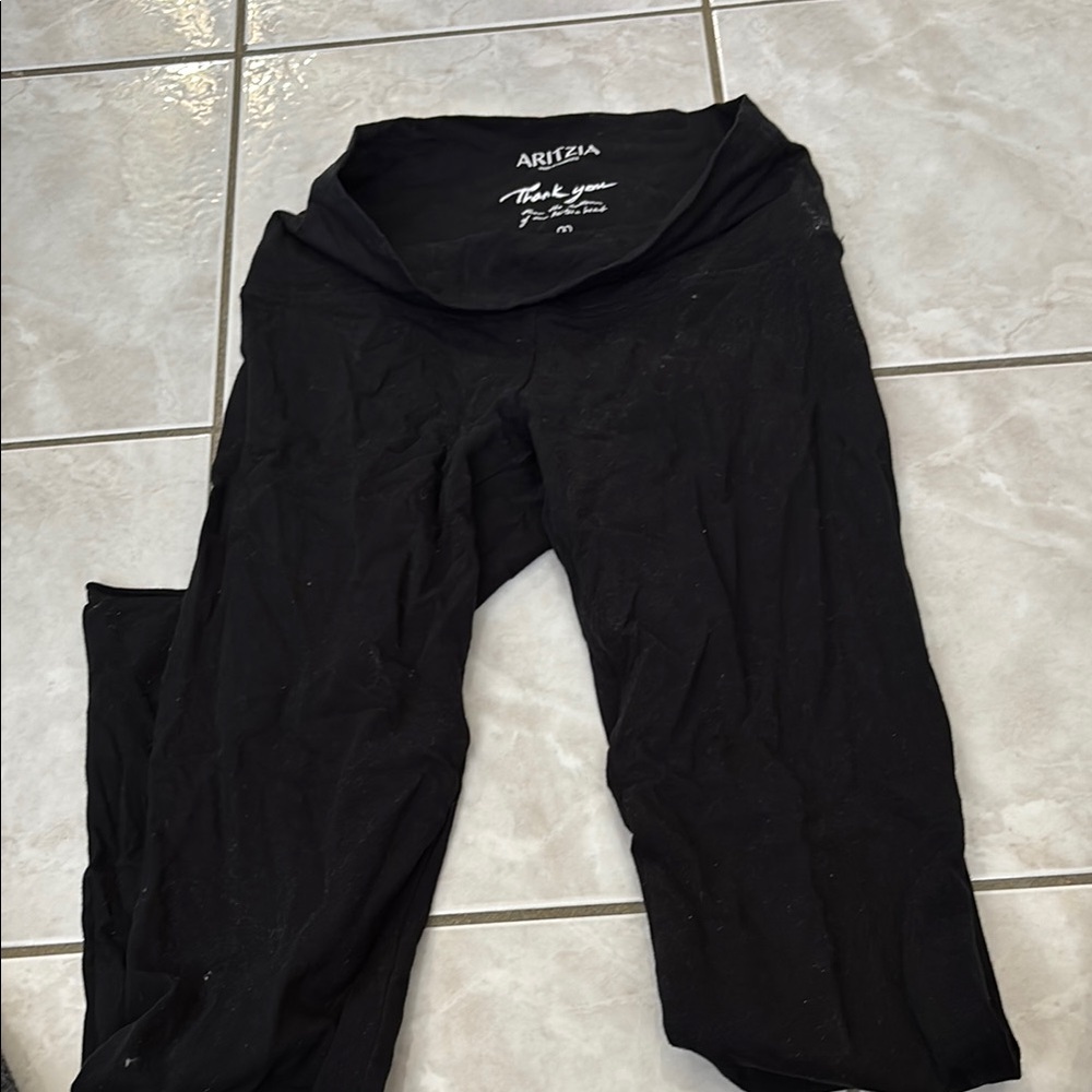 Aritzia Black Leggings